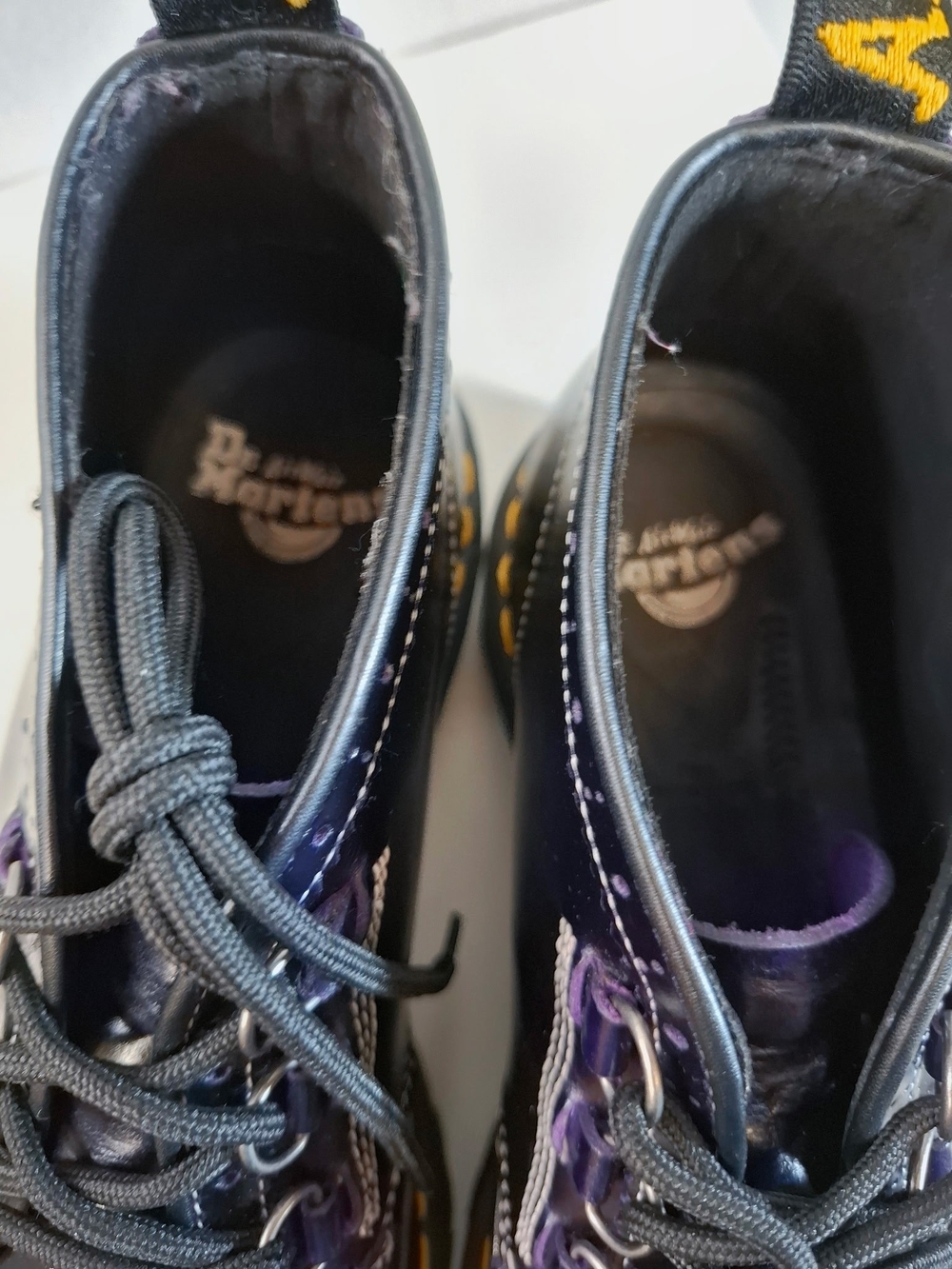 Dr. Martens Evo Black Leather Lug Sole Lace-Up Shoes - Picture 10 of 11